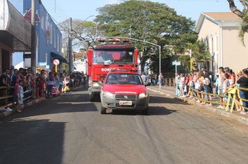 Foto - Desfile 145 anos