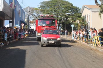 Foto - Desfile 145 anos