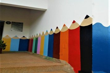 Escolas municipais de Itaí recebem dedetização e benfeitorias