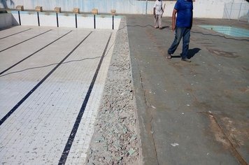 Prefeitura de Itaí inicia revitalização da piscina municipal