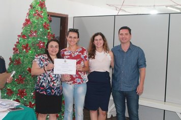 Fundo Social de Itaí realiza a entrega de 115 certificados