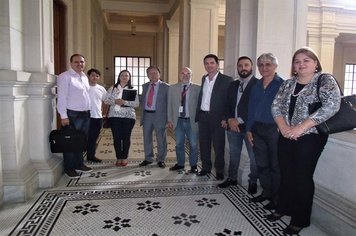 Prefeito de Itaí pleiteia recursos junto ao Secretário Estadual de Cultura