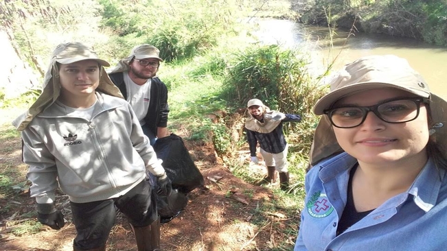 Secretaria do Meio Ambiente de Itaí promove limpeza no Ribeirão dos carrapatos