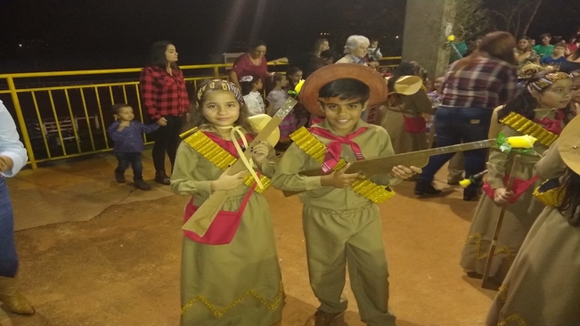 Festa do Arraiá contagia população Itaiense