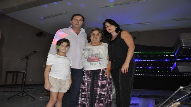 Baile do Grupo do Idoso “Idade Feliz” é novamente sucesso em Itaí