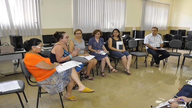 Diretores da Rede Municipal e Coordenadores de projetos receberam orientações sobre boas práticas alimentares aos alunos da Rede Municipal de Ensino