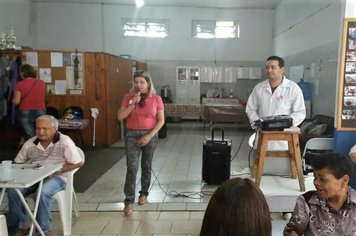 Grupo da Terceira Idade de Itaí participa de palestra sobre 'Outubro Rosa'