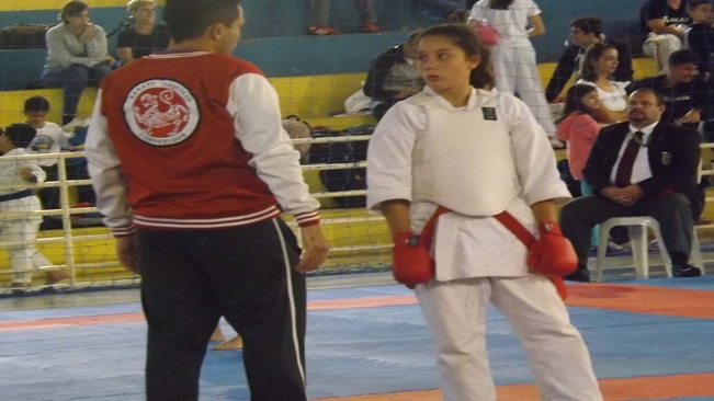 Equipe de Karatê de Itaí garante medalhas em Louveira